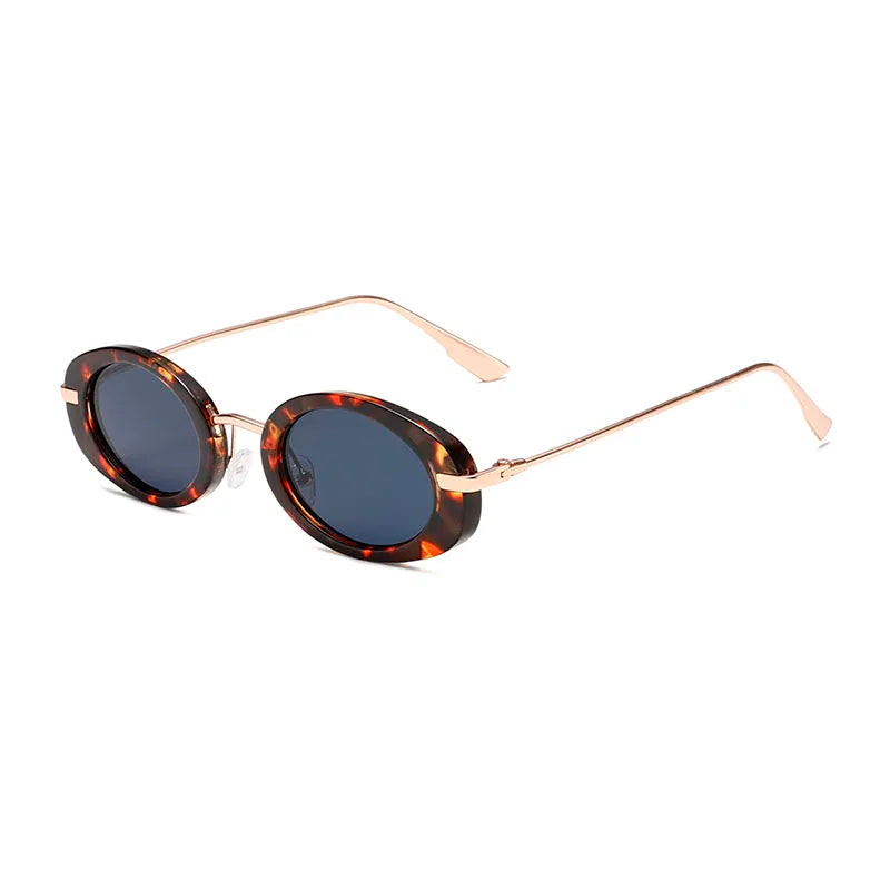 Jasmin oval sunglasses in tortoiseshell — Loulou Eyewear
